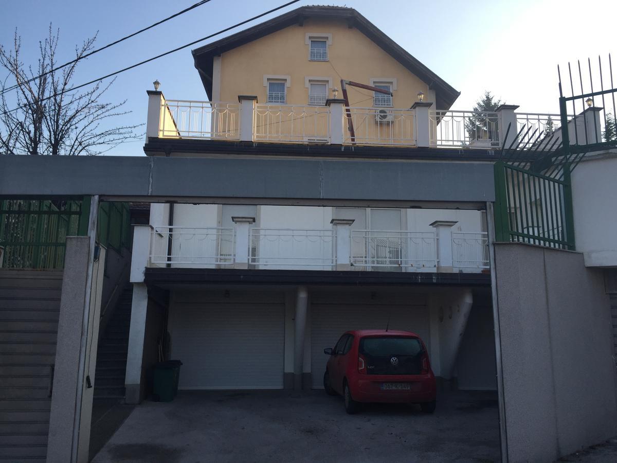 Apartments Villa Irma SJJ Extérieur photo