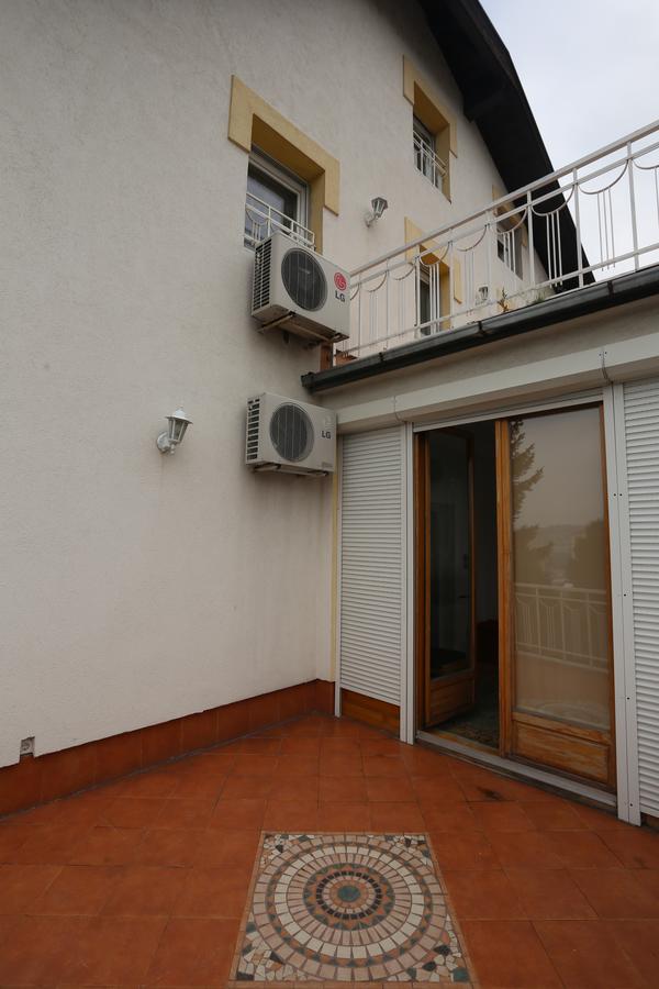 Apartments Villa Irma SJJ Extérieur photo